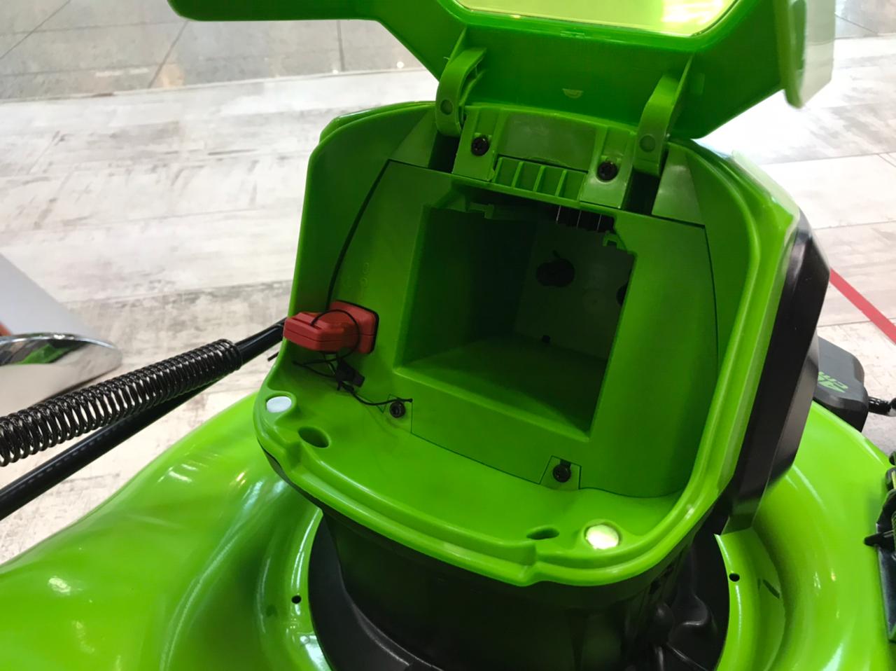 Газонокосилка аккумуляторная Greenworks 46 см 40V GD40LM46HP 2514407, бесщеточная, без АКБ и ЗУ